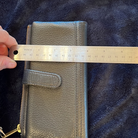 FOSSIL BIFOLD CLUTCH/WALLET - Picture 12 of 12